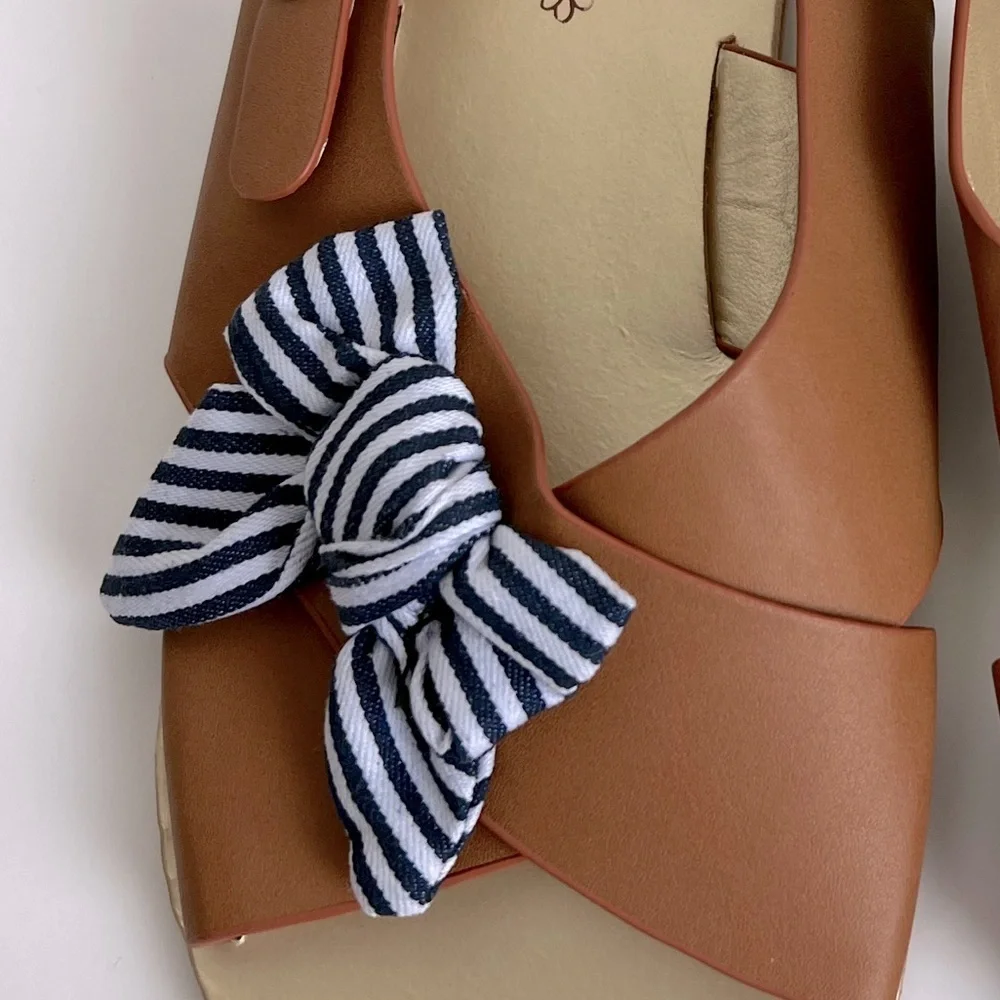Joyfolie | Striped Bow Criss Cross Sandal Brown With Navy White Bow | Girls 3